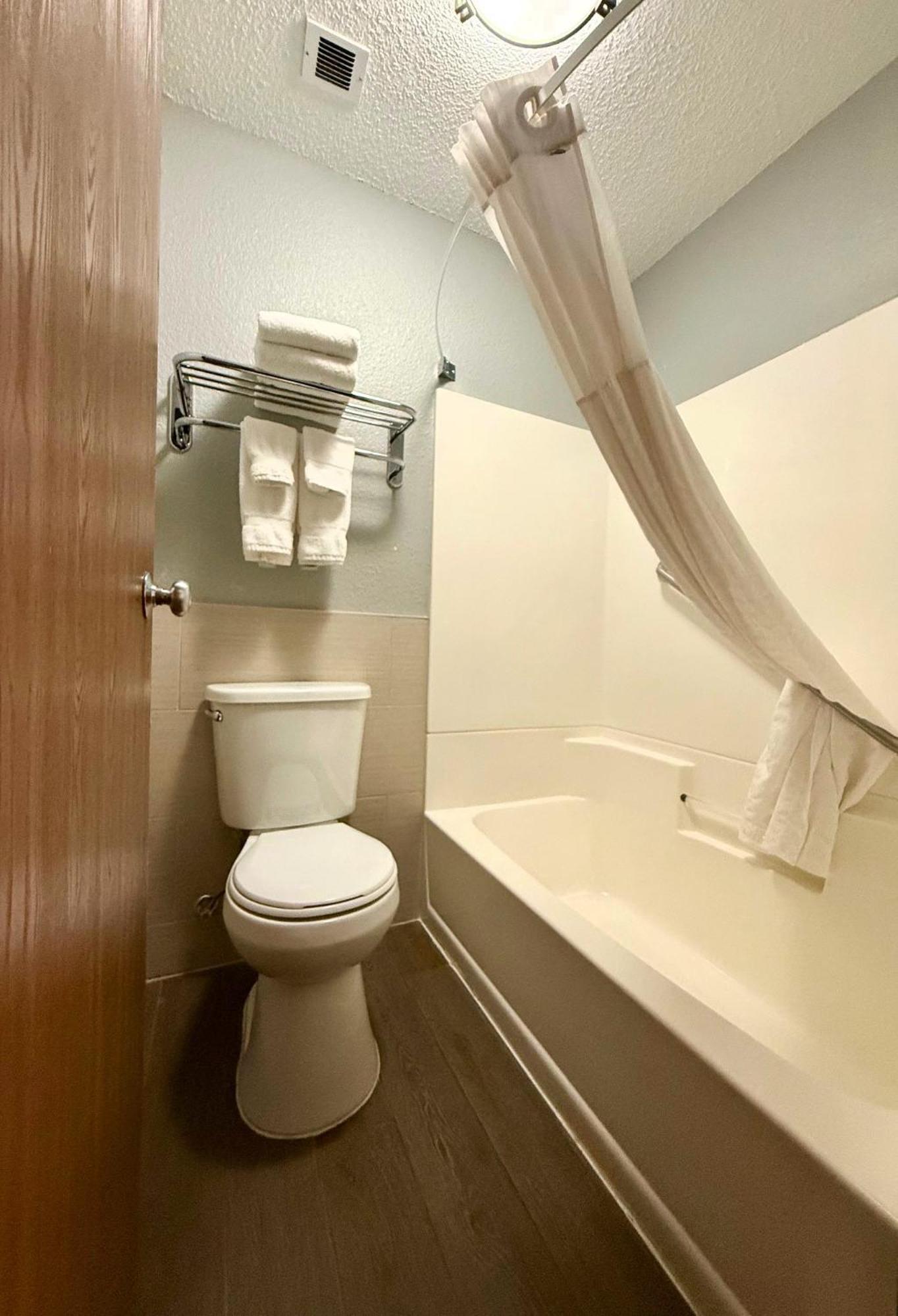 Americinn By Wyndham Near Superior Hotel 3*